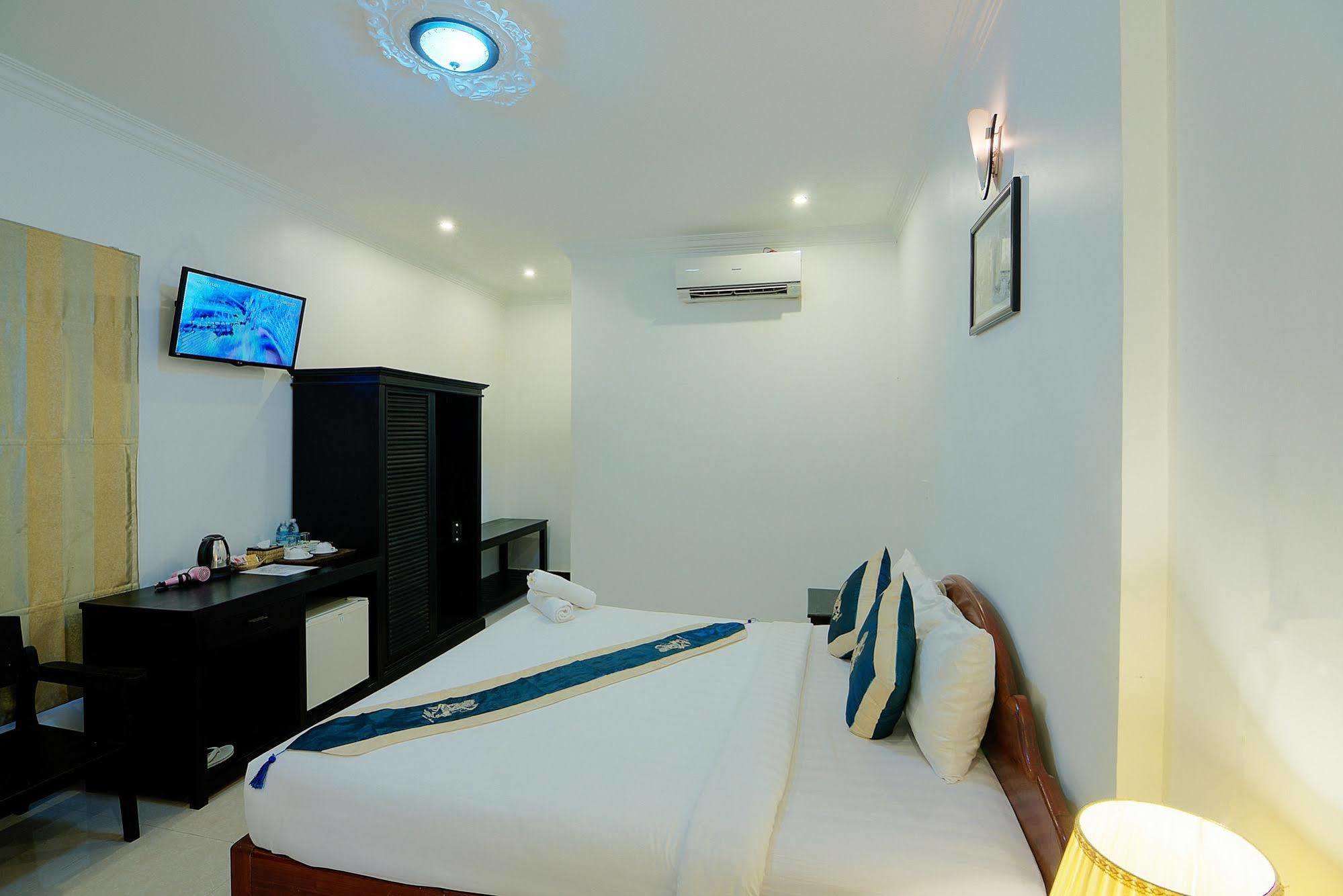 Mango Rain Boutique Hotel Siem Reap Bagian luar foto