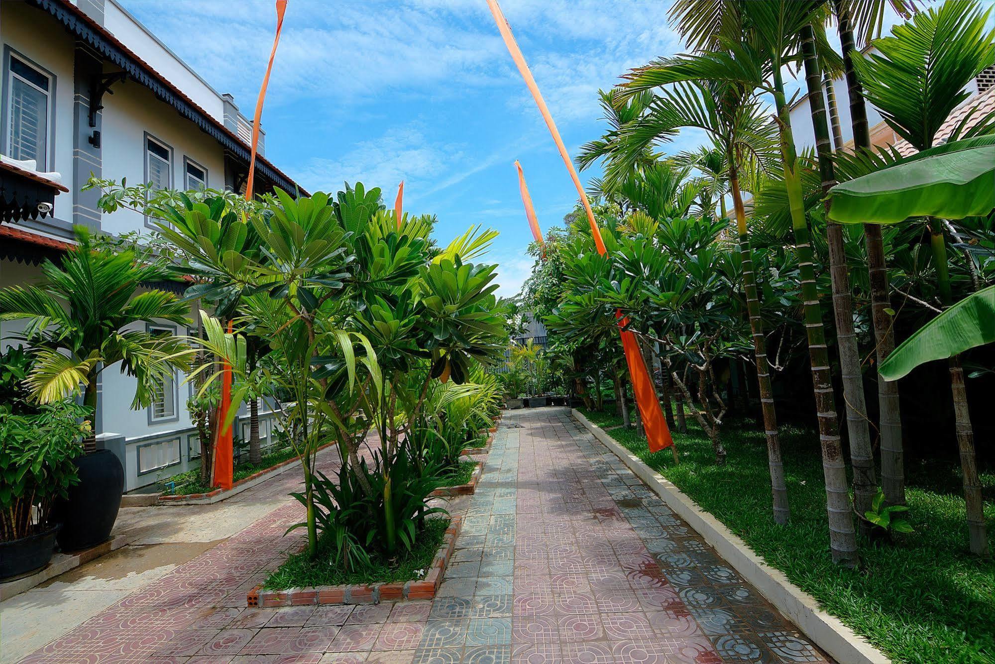 Mango Rain Boutique Hotel Siem Reap Bagian luar foto